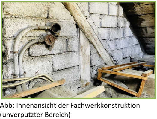 1 Innenansicht der Fachwerkkonstruktion im unverputzten Bereich unter dem Dach