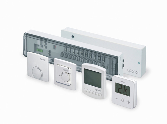 Die Base-Regler für Fußbodenheizungen lassen sich einfach installieren und bedienen.