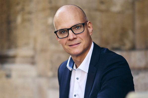 Jan Rosenow: „Wir müssen nicht warten, wir wissen sehr genau, welche Technologien uns für die Energiewende zur Verfügung stehen.“