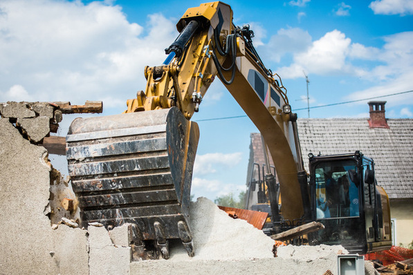 Häufig wird noch abgerissen und neu gebaut anstatt Gebäude zu sanieren. Man müsse aber weg vom Prinzip Abriss und Ersatzneubau, fordert die Deutsche Gesellschaft für Nachhaltiges Bauen.