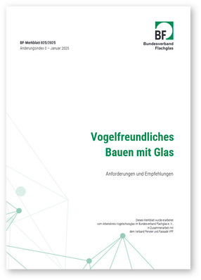 Umschlag eines Dokuments mit dem Titel „Vogelfreundliches Bauen mit Glas“ mit Logo und geometrischem Design. - © Bild: BF