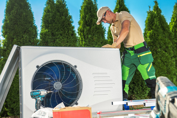 Seit Mitte 2024 sind die Preise für die Anschaffung eines neuen Wärmeerzeugers im Durchschnitt um 5,3 % gestiegen. Im Jahr davor lag dieser Wert noch bei 8,9 %.