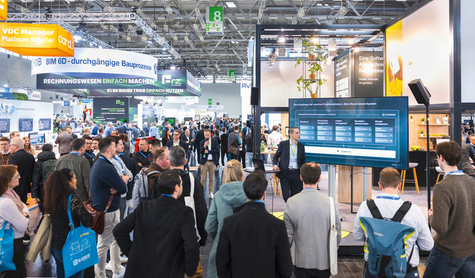Etwa 300 Aussteller haben im Februar in Köln bei der Messe Digitalbau den insgesamt rund 11.000 Besuchern ihre Angebote rund um die Leitthemen Kreislaufwirtschaft, Bauprozessoptimierung, KI und Bestands-
erfassung vorgestellt.
