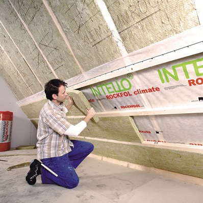 Die im vergangenen Jahr in Deutschland von der Deutschen Rockwool hergestellte und vertriebene Dämmstoffmenge war die größte in der über 50jährigen Unternehmensgeschichte 

Quelle: Rockwool, Cliprock