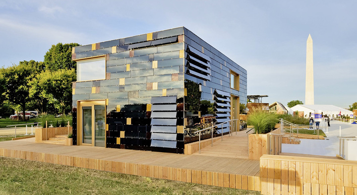 



1
 Die Feuertaufe bestand das AktivPlus Gebäudekonzept bereits beim Solardecathlon in Washington – das deutsche Team konnte damit seinen Titel verteidigen.
