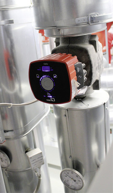 



Hocheffizienz-Heizungsumwälzpumpen arbeiten drehzahlgeregelt und passen so die Förderleistung automatisch dem jeweiligen Bedarf an.
