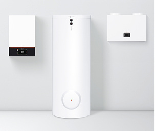



Außer der neuen Vitocal 262-A (Typ T2 W) für die Wandmontage werden zwei bodenstehende Versionen mit integriertem Warmwasserspeicher angeboten: Typ T2E für den monovalenten Betrieb und das Hybridgerät Typ T2H zur Kombination mit einem externen Wärmeerzeuger. 
