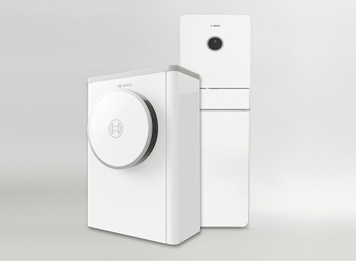 



Bei der Wärmepumpen-A
uß
eneinheit liegt der einzuhaltende baugesetzliche Mindestabstand zum Nachbarn bei unter 4 m. Damit kann sie auch in dicht bebauten Wohngebieten zum Einsatz kommen.
